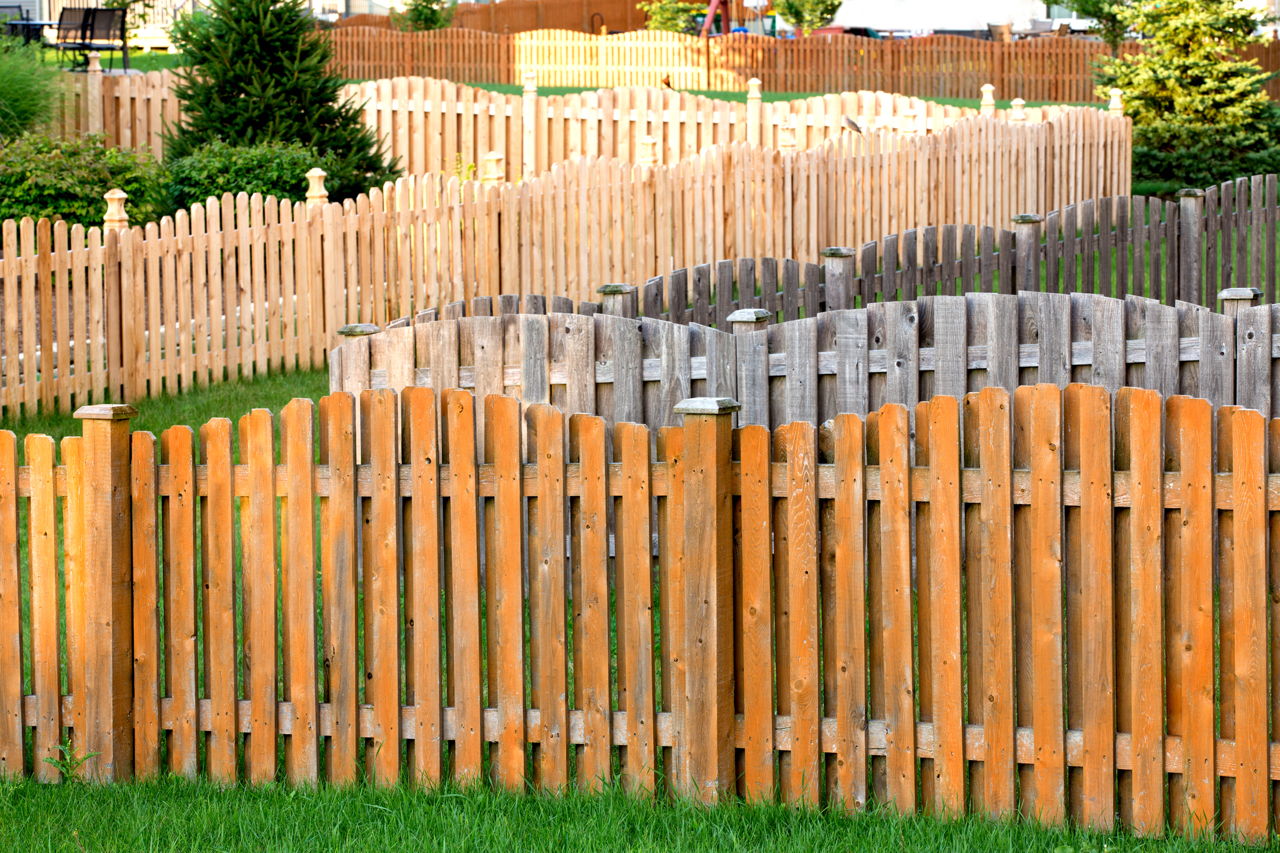 A List of the Different Types of Fences: Choose What Suits You Well